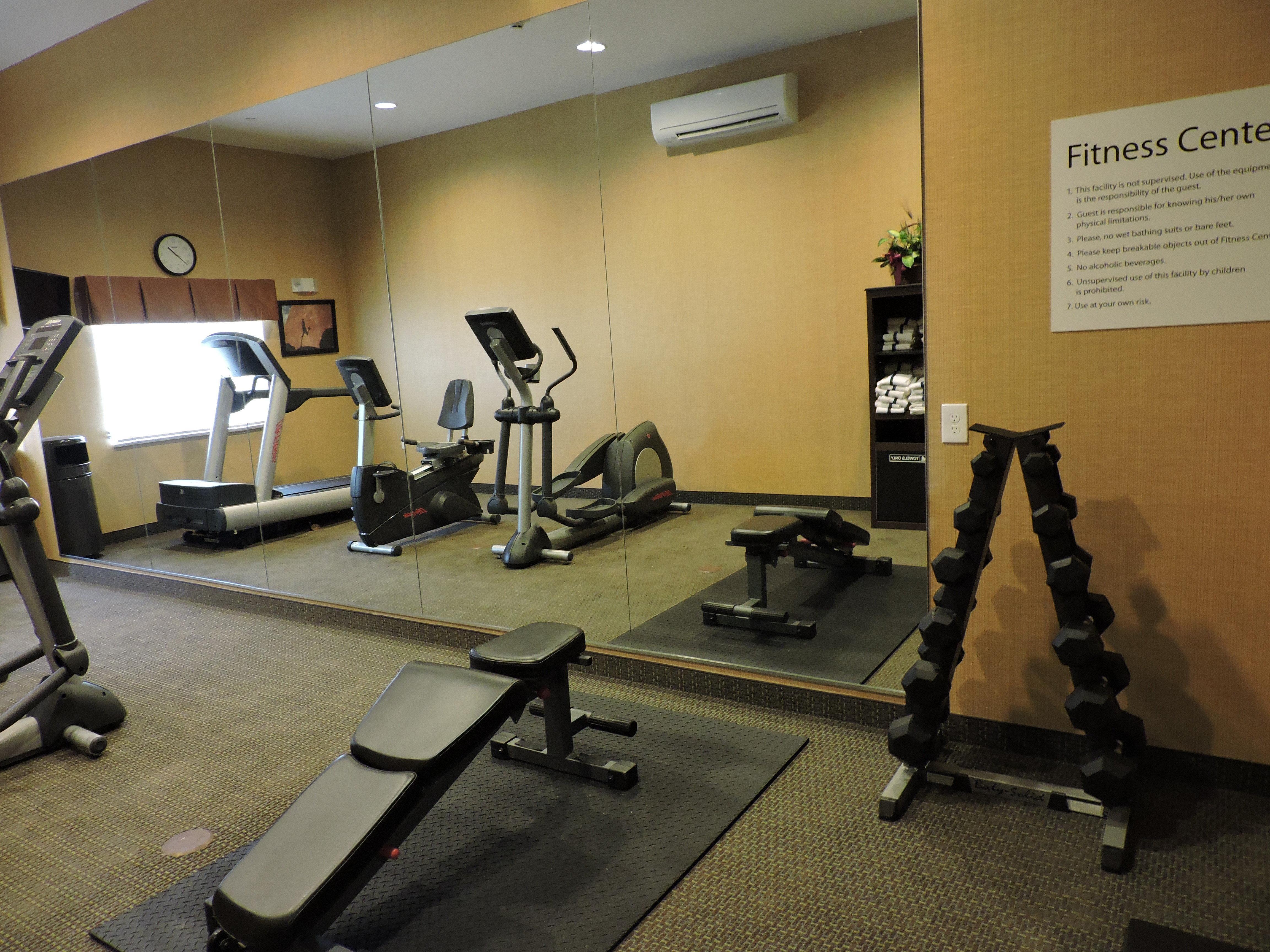 Holiday Inn Express And Suites Montgomery By Ihg Экстерьер фото